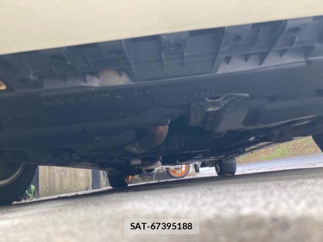 Toyota ALPHARD 2009-04 8878541-9