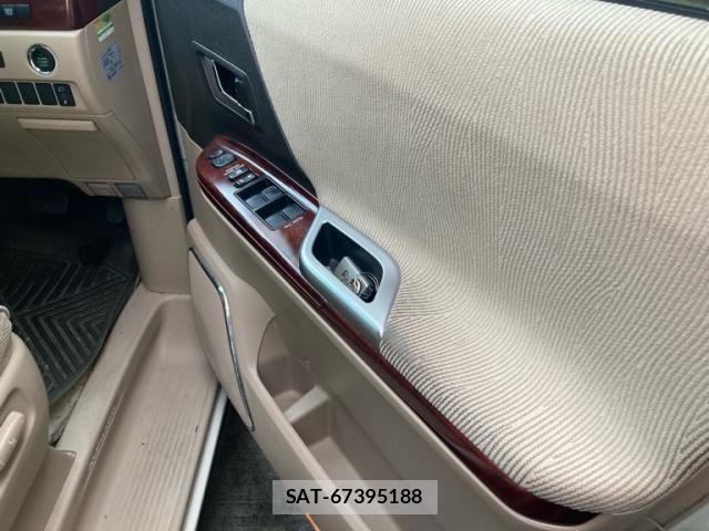 Toyota ALPHARD 2009-04 8878541-13