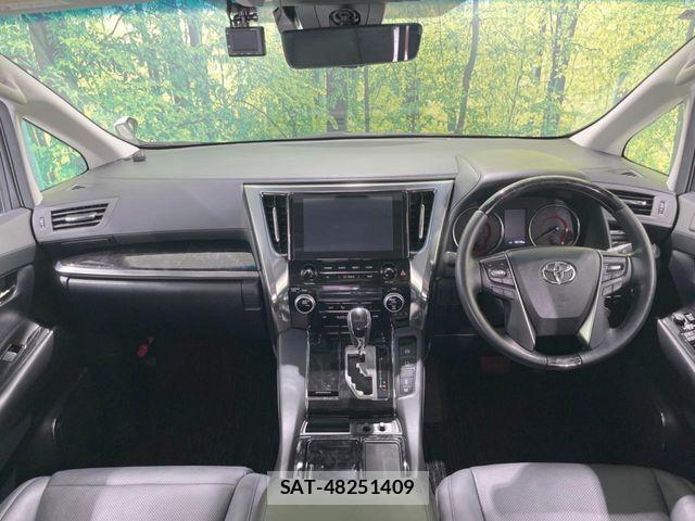 Toyota ALPHARD 2023-04 8878486-1