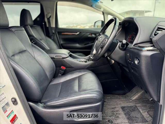Toyota ALPHARD 2019-05 8878511-15