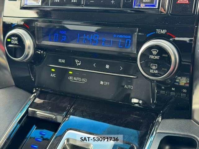Toyota ALPHARD 2019-05 8878511-23