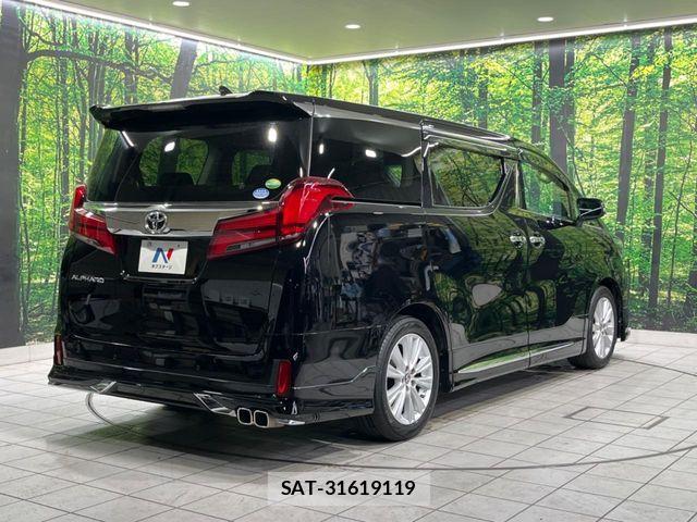 Toyota ALPHARD 2018-03 8878505-16