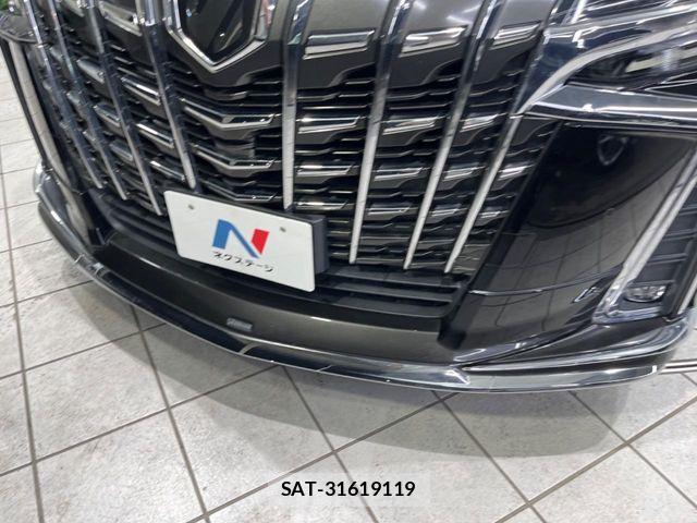Toyota ALPHARD 2018-03 8878505-2