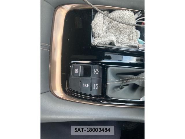 Toyota ALPHARD 2023-12 8878482-17