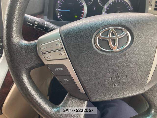 Toyota ALPHARD 2013-08 8878535-18