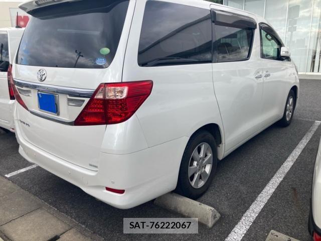 Toyota ALPHARD 2013-08 8878535-8