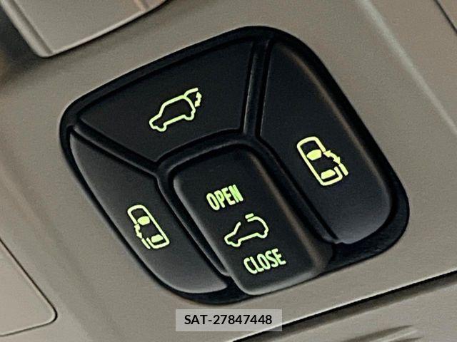 Toyota ALPHARD 2012-05 8878526-5
