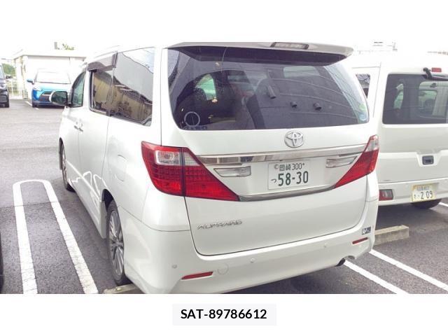 Toyota ALPHARD 2013-03 8878531-1