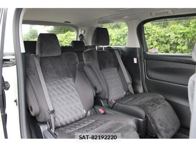 Toyota ALPHARD 2020-03 8878509-15