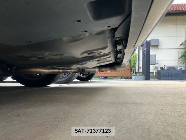 Toyota ALPHARD 2015-02 8878517-10