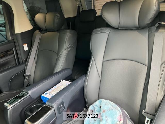 Toyota ALPHARD 2015-02 8878517-11