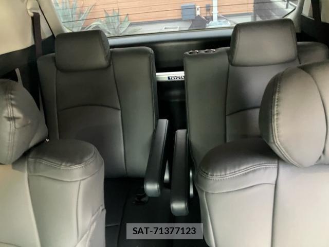 Toyota ALPHARD 2015-02 8878517-12