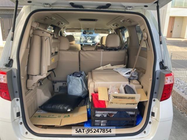 Toyota ALPHARD 2012-01 8878537-9