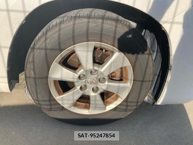 Toyota ALPHARD 2012-01 8878537-7