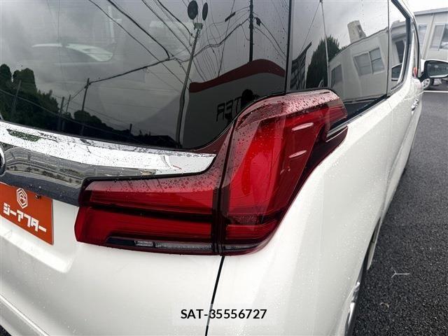 Toyota ALPHARD 2020-04 8878521-18