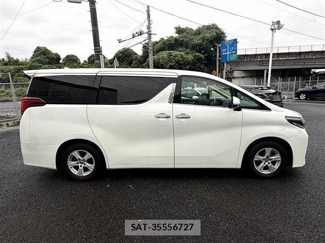Toyota ALPHARD 2020-04 8878521-7