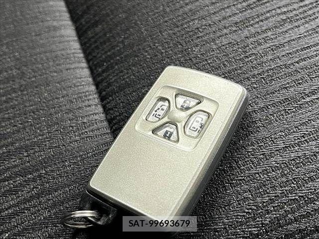 Toyota ALPHARD 2008-06 8878529-18
