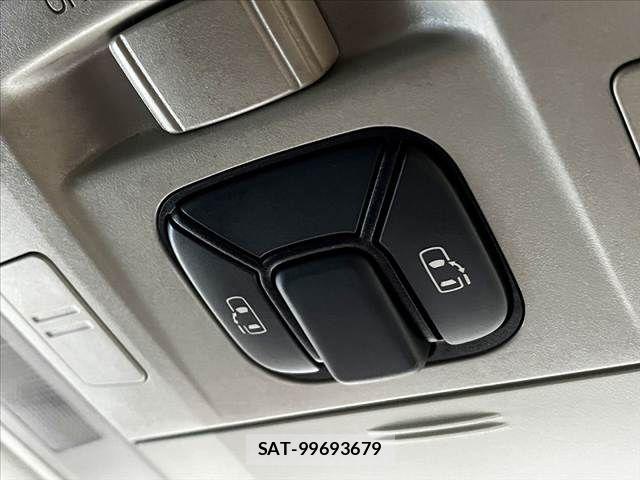 Toyota ALPHARD 2008-06 8878529-19