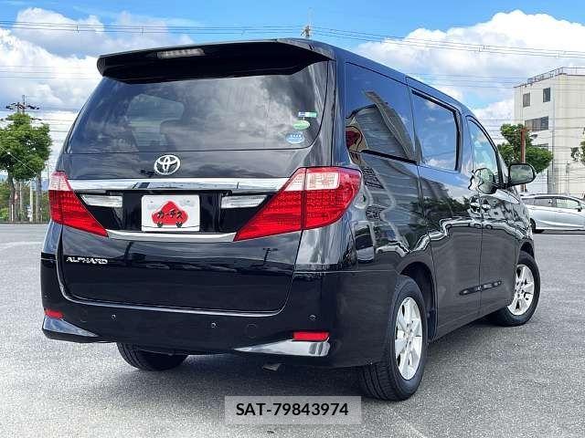 Toyota ALPHARD 2013-10 8878533-2