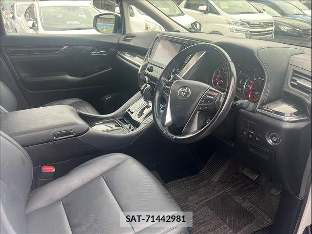 Toyota ALPHARD 2021-06 8878502-12