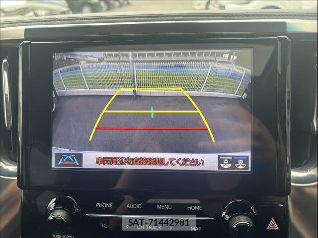 Toyota ALPHARD 2021-06 8878502-19