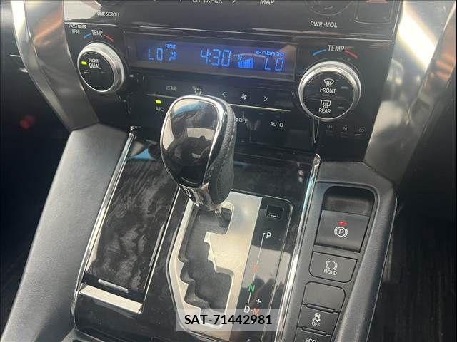 Toyota ALPHARD 2021-06 8878502-22
