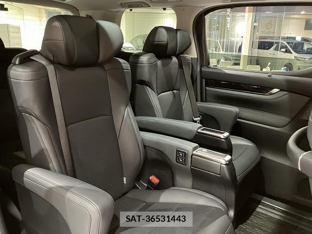 Toyota ALPHARD 2021-05 8878487-15