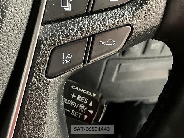 Toyota ALPHARD 2021-05 8878487-7