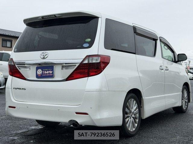 Toyota ALPHARD 2012-08 8878530-1