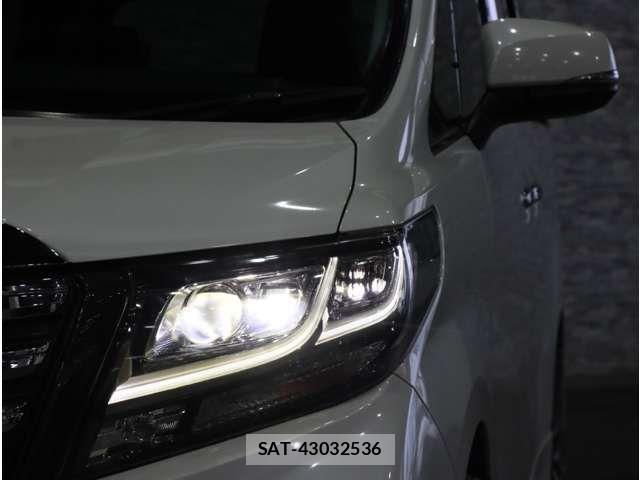 Toyota ALPHARD 2016-01 8878515-11
