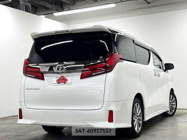 Toyota ALPHARD 2021-08 8878495-2