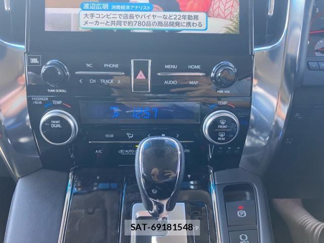 Toyota ALPHARD 2022-02 8878492-19