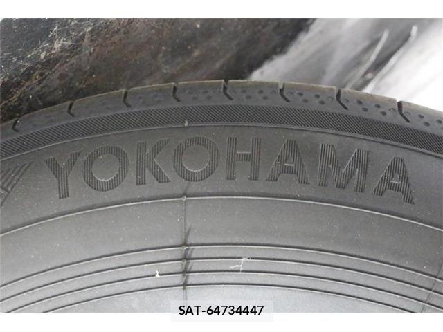 Toyota ALPHARD 2018-02 8878520-22