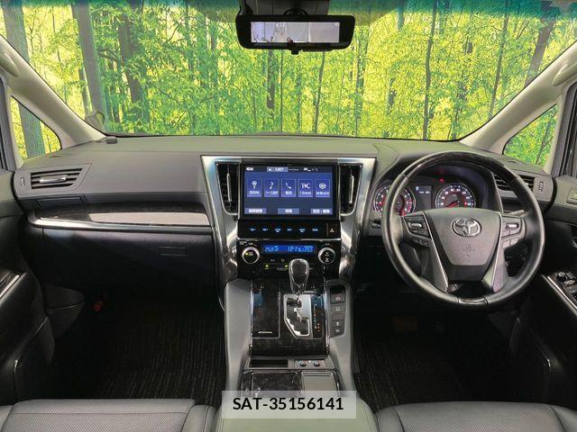 Toyota ALPHARD 2019-01 8878496-1