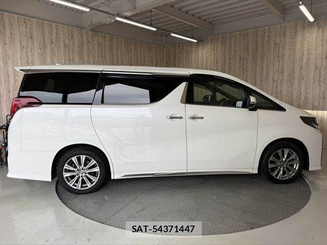 Toyota ALPHARD 2022-06 8878501-18