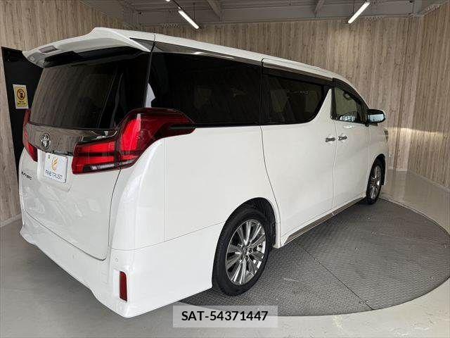 Toyota ALPHARD 2022-06 8878501-19