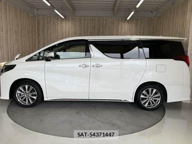 Toyota ALPHARD 2022-06 8878501-22