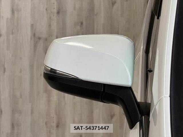 Toyota ALPHARD 2022-06 8878501-27