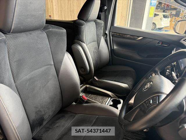 Toyota ALPHARD 2022-06 8878501-8