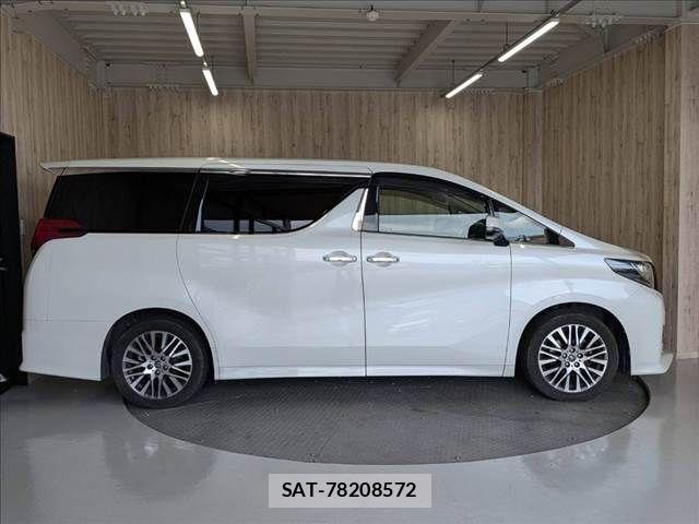 Toyota ALPHARD 2016-06 8878523-17