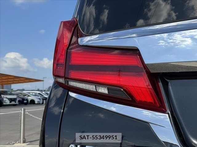 Toyota ALPHARD 2019-01 8883231-18
