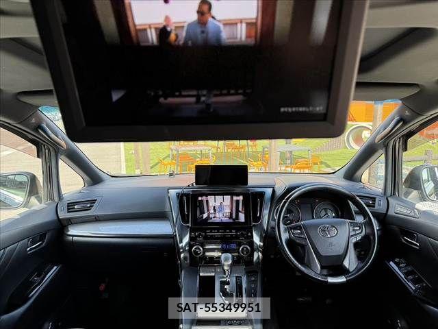 Toyota ALPHARD 2019-01 8883231-1