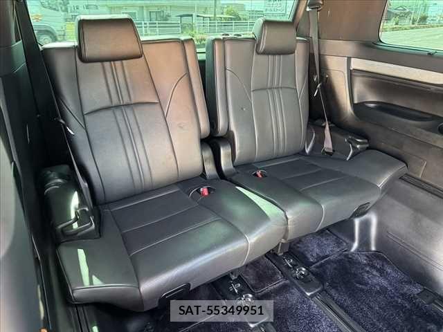 Toyota ALPHARD 2019-01 8883231-24
