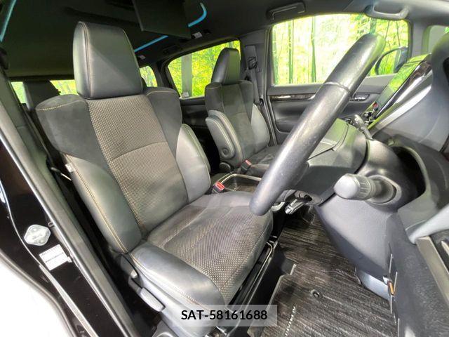 Toyota ALPHARD 2021-09 8883236-7