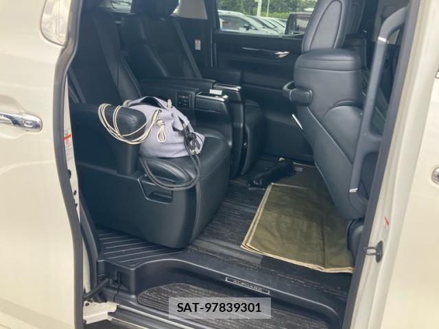Toyota ALPHARD 2018-03 8883237-25