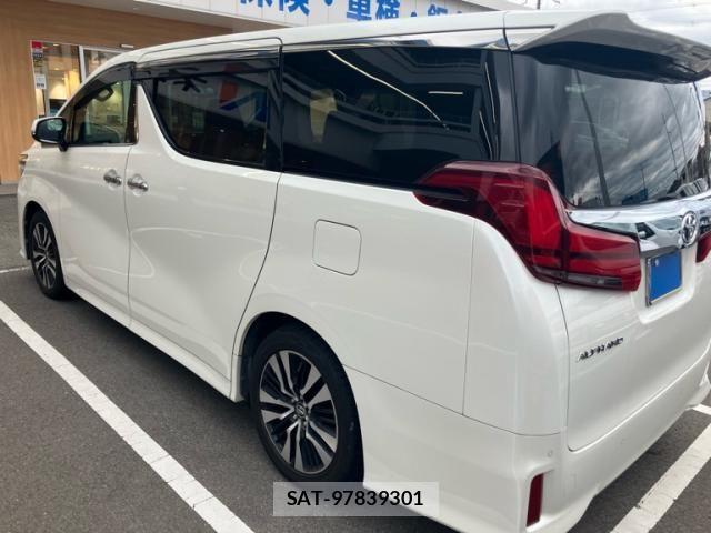Toyota ALPHARD 2018-03 8883237-3