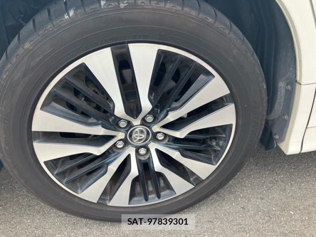 Toyota ALPHARD 2018-03 8883237-7