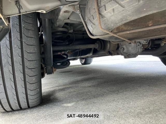 Toyota ALPHARD 2004-02 8883246-9