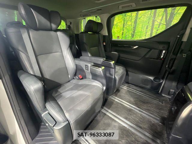 Toyota ALPHARD 2023-01 8883229-9