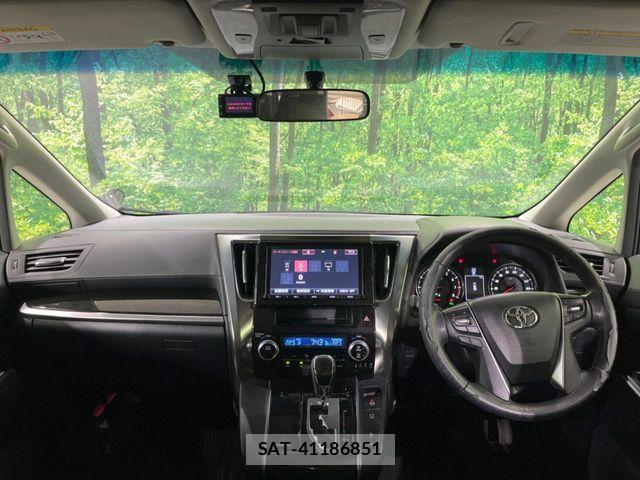 Toyota ALPHARD 2017-05 8883240-1